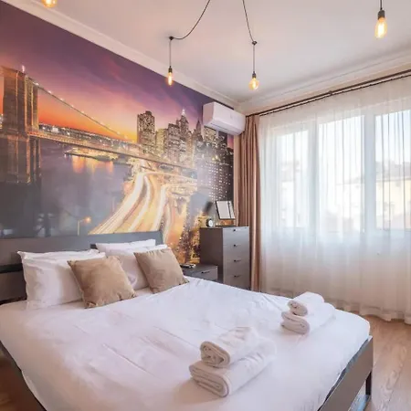 Amazing Location In The Center For 8 Casa de Férias